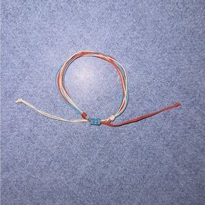 6 Pura Vida braclets